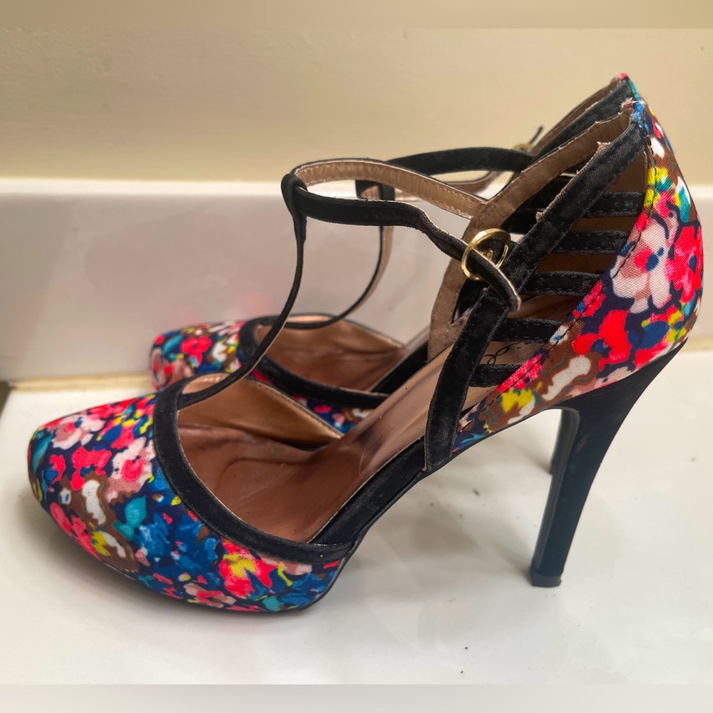 Modcloth Multicolor Floral T-Strap Heels
